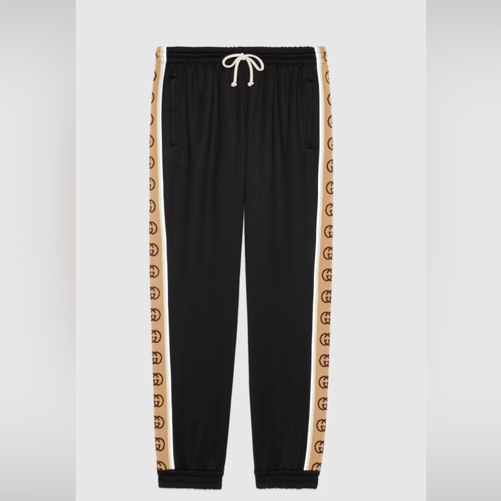 Gucci sweat suit